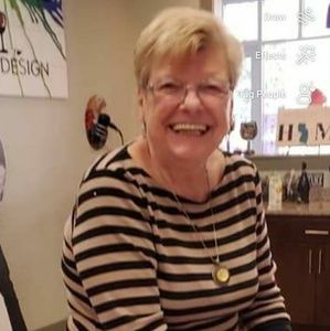 Meet your Posher, Christina